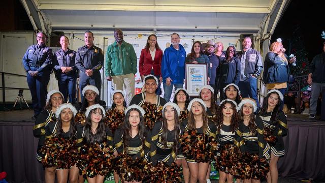 It’s Lit Tree Lighting – CD8 Event