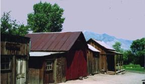 Photo of lone Pine Visitor Center