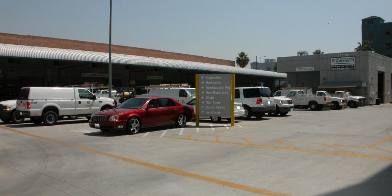 Palmetto Substations Regional Center, Parking Lot