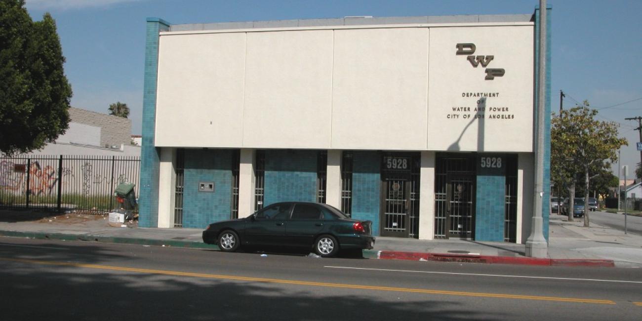 Image of Slauson Customer Service Center- Store Front and Entrance