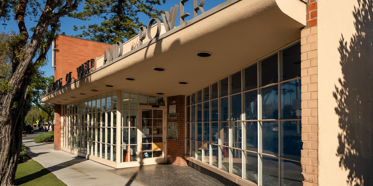 Crenshaw Customer Service Center