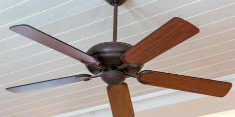 Ventilateur de plafond